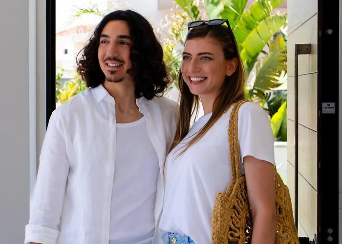 Βίλα Napa Seaview - 6 Αγία Νάπα