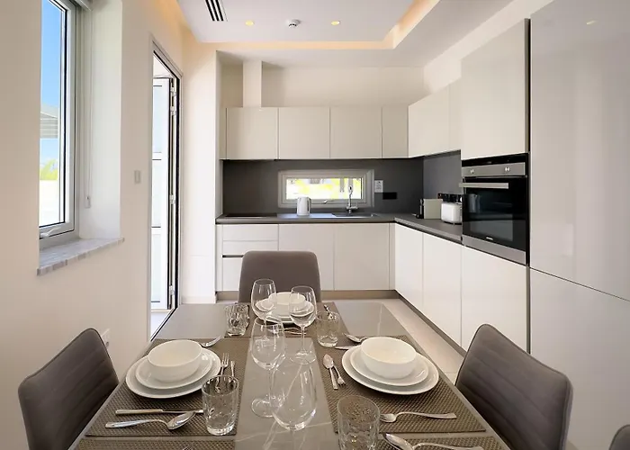 Napa Seaview - 6 Αγία Νάπα